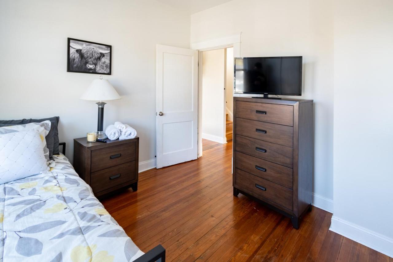 Contemporary 3-Bedroom Home With Balcony In Rva Richmond Exterior foto